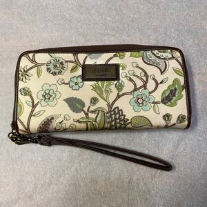 Gigi Hill Los Angeles Floral Wallet Zip Around Clutch Wristlet Feminine